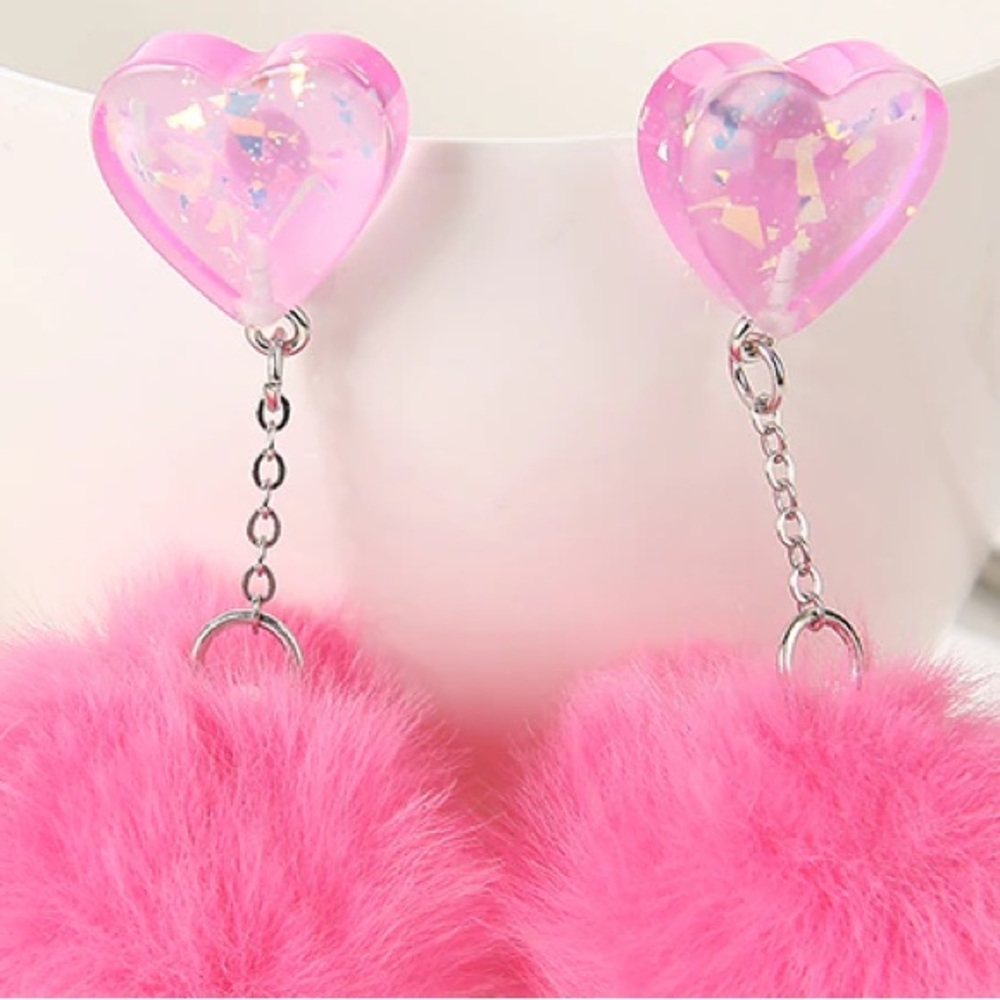 Pink Y2K Earrings With Pink Fluffy Heart - 90s’ Jewelry NWT - Picture 3 of 3